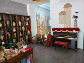 5 Elements Hotel